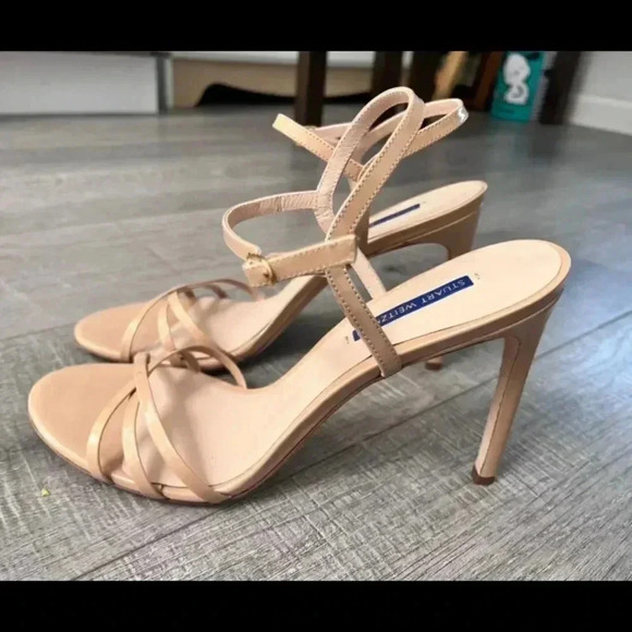 Stuart Weitzman Beige Calfskin
Sandal NEW - Picture 6 of 9